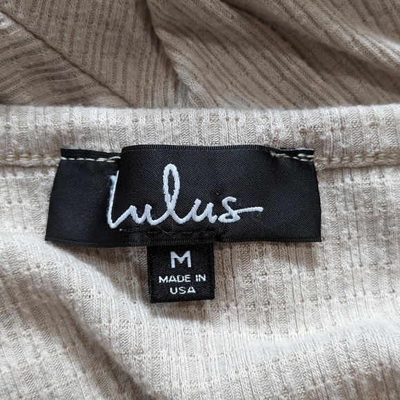 ✨3/$15 Lulu's light tan button up sweater cardigan dress M - Picture 9 of 10